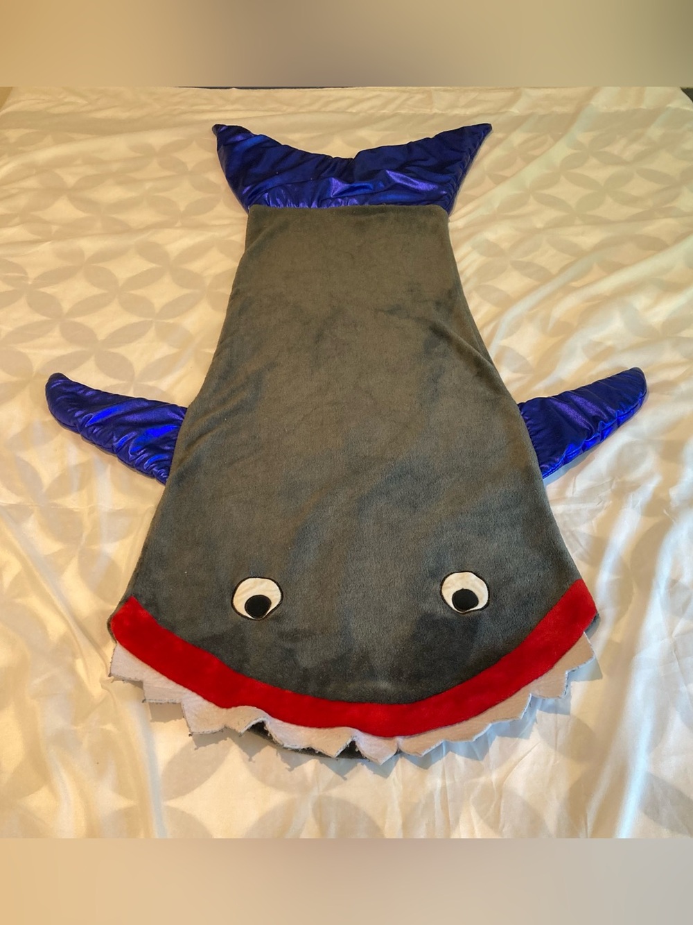Shark Blanket Blankie Plush Huntington Home Kids Gray Red Blue.